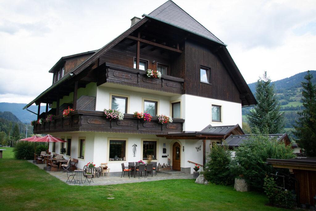 Bild des Gästehauses/Pension Mayer am Kreischberg, Außenansicht des Gebäudes